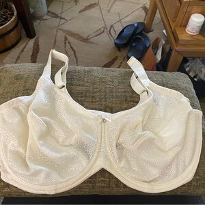 Lilyette 40dd beautiful bra